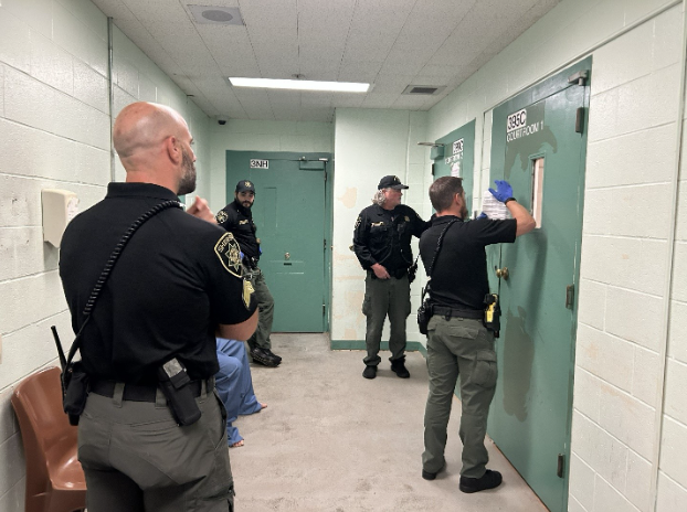 Sgt. Bryant and the Mental Health Unit facilitate courtroom access for an adult in custody experiencing a mental health crisis.